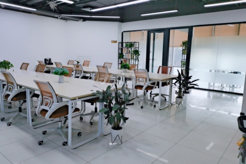 三元桥地铁旁工位出租 联合办公室出租 注册地址出租